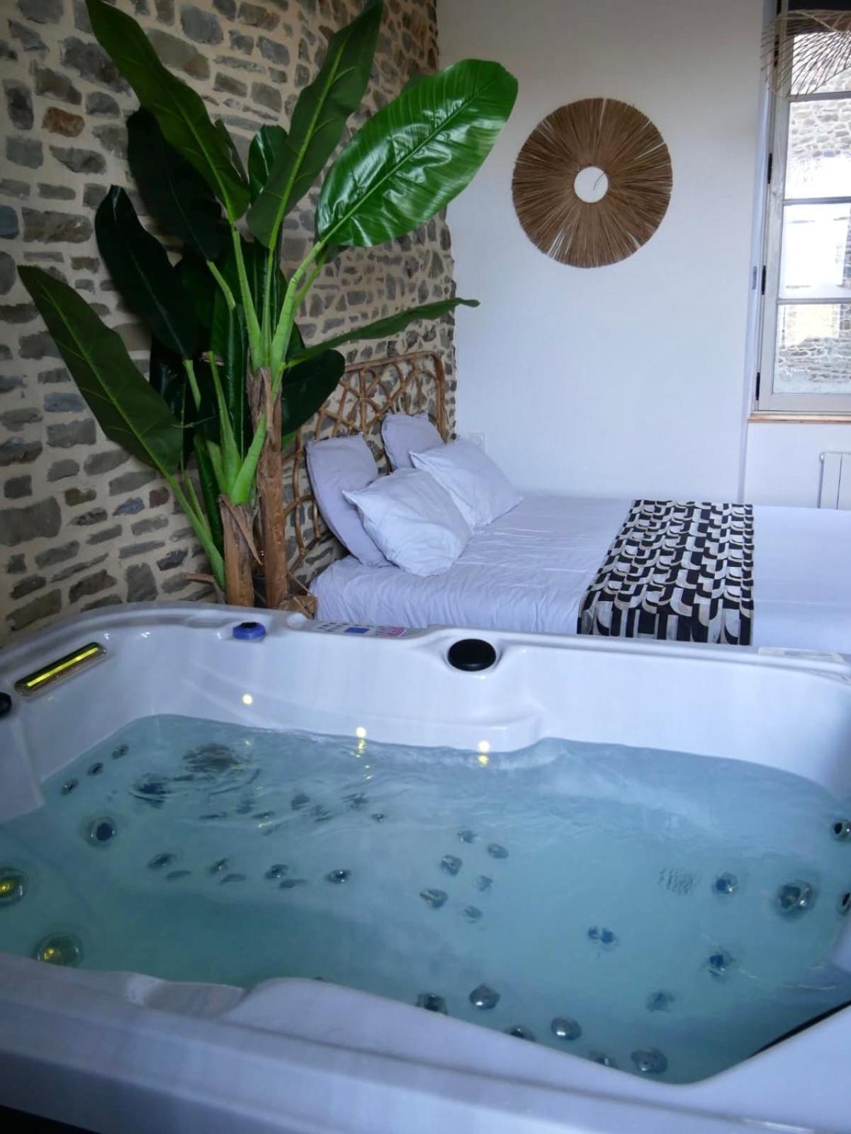 La Douce Nuit Appartement Fougères Buitenkant foto
